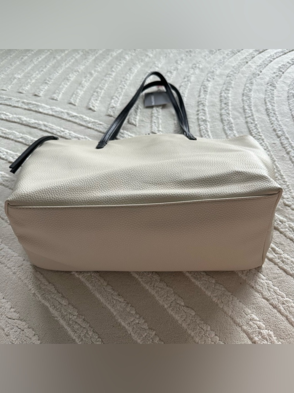 Liz Claiborne | Cream & Black Tote Bag | NWT - Picture 7 of 8